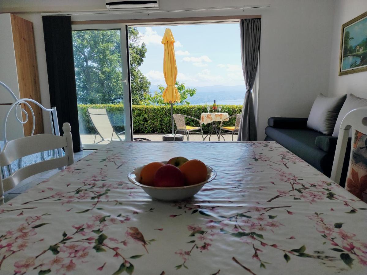 Apartmani Irena Veprinac Екстериор снимка