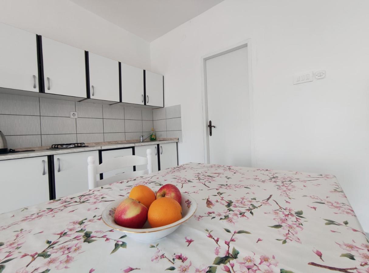Apartmani Irena Veprinac Екстериор снимка